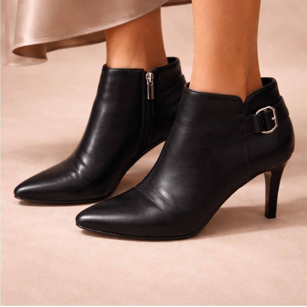 Vince Camuto Black Leather Ankle Booties | Pointed Toe | Heel | Women’s 7.5
